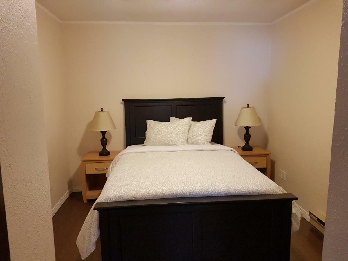 Indoor Comfort In An Outdoor Paradise Sleeps 4- 5 Min To Golf & Ski Apartman Kimberley Kültér fotó